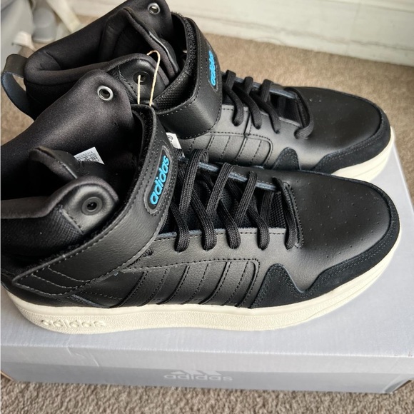 Authentic men adidas sneakers